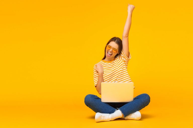 Poste Italiane "Lavora con noi": un mare di offerte, come candidarsi