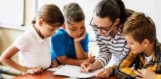 Insegnanti non vaccinati ritornano a scuola