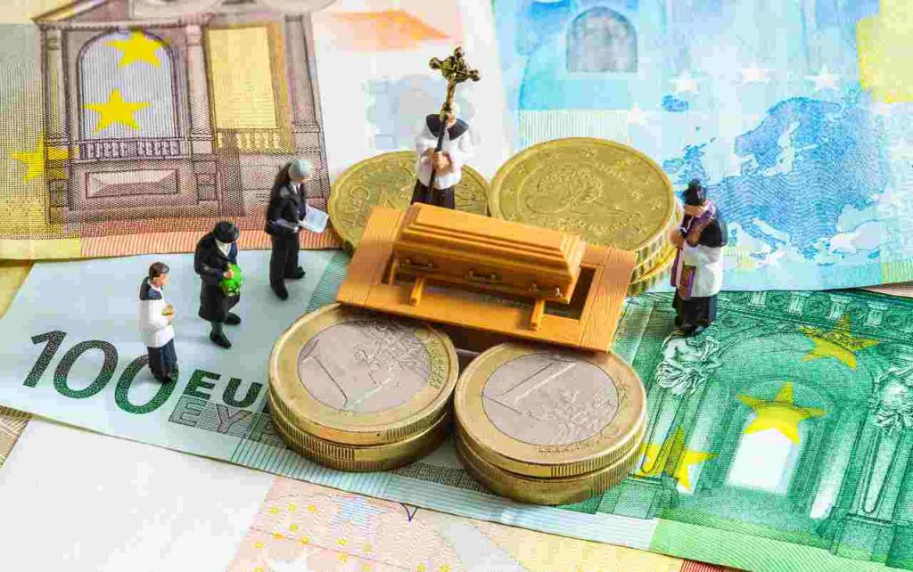 Spese funebri: spetta un bonus fino a 294 euro
