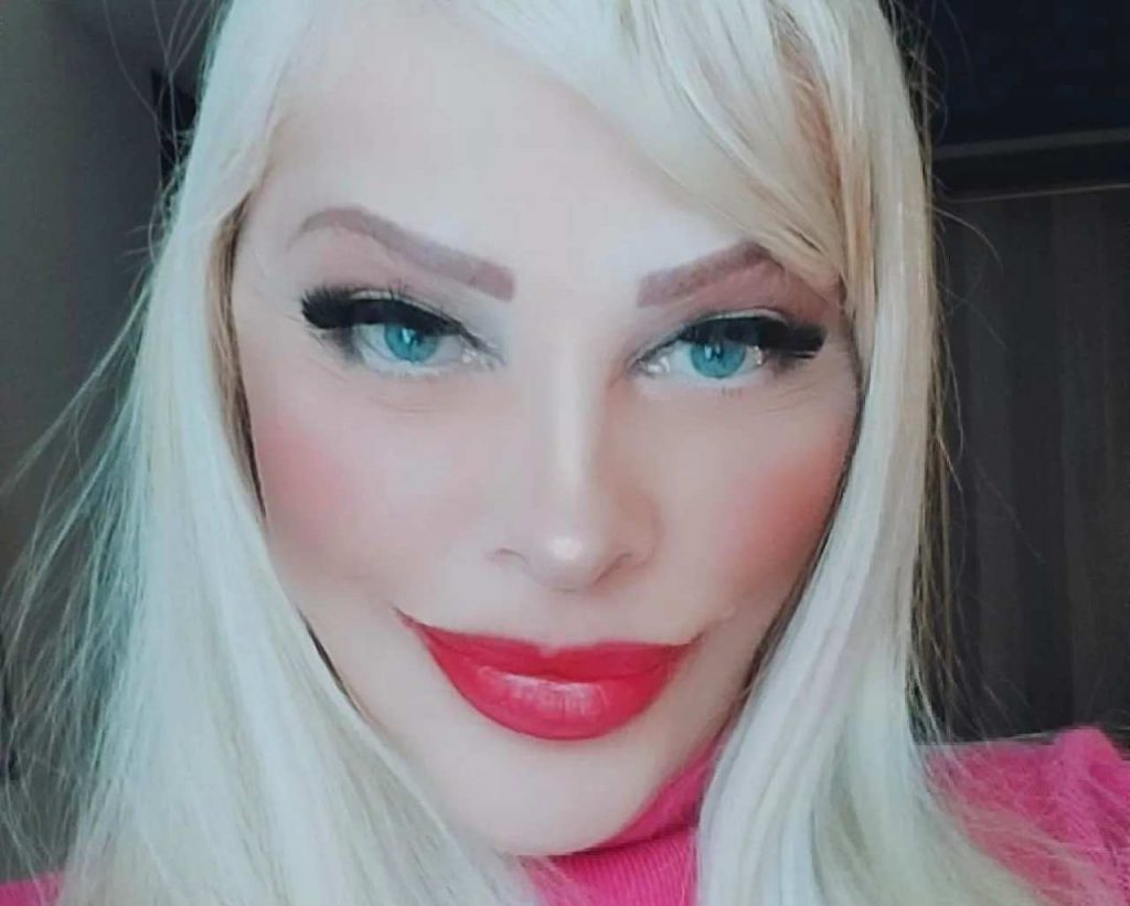 Ilona Staller Sapete Quanto Guadagna Cicciolina Star Dell Isola Dei 