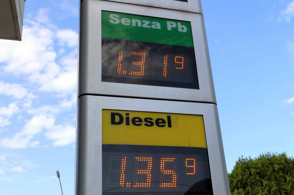 Benzina a 1,30 euro