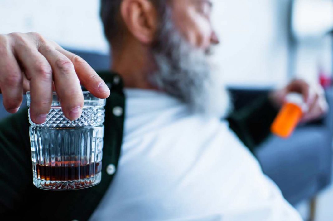 Prendere La Tachipirina E Poi Bere Alcol Quali Sono I Rischi E Cosa 
