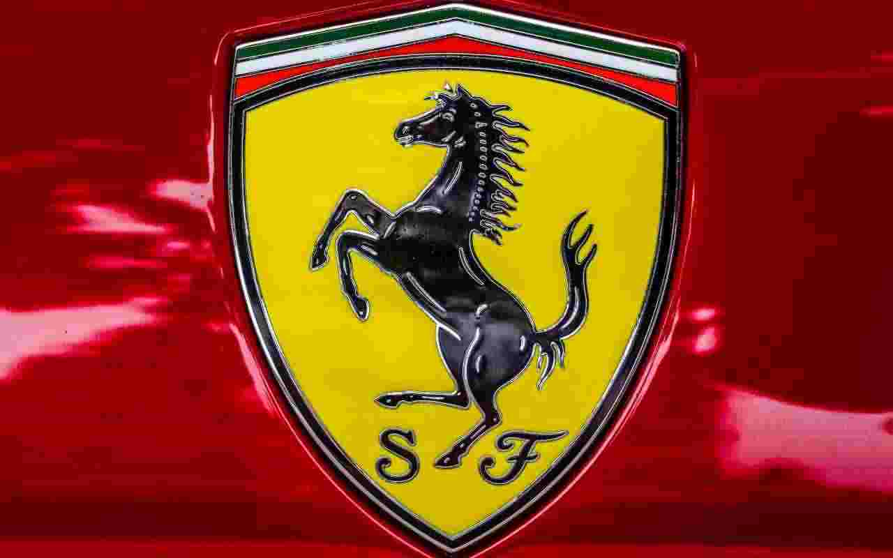 Ferrari Logo (Adobe Stock)