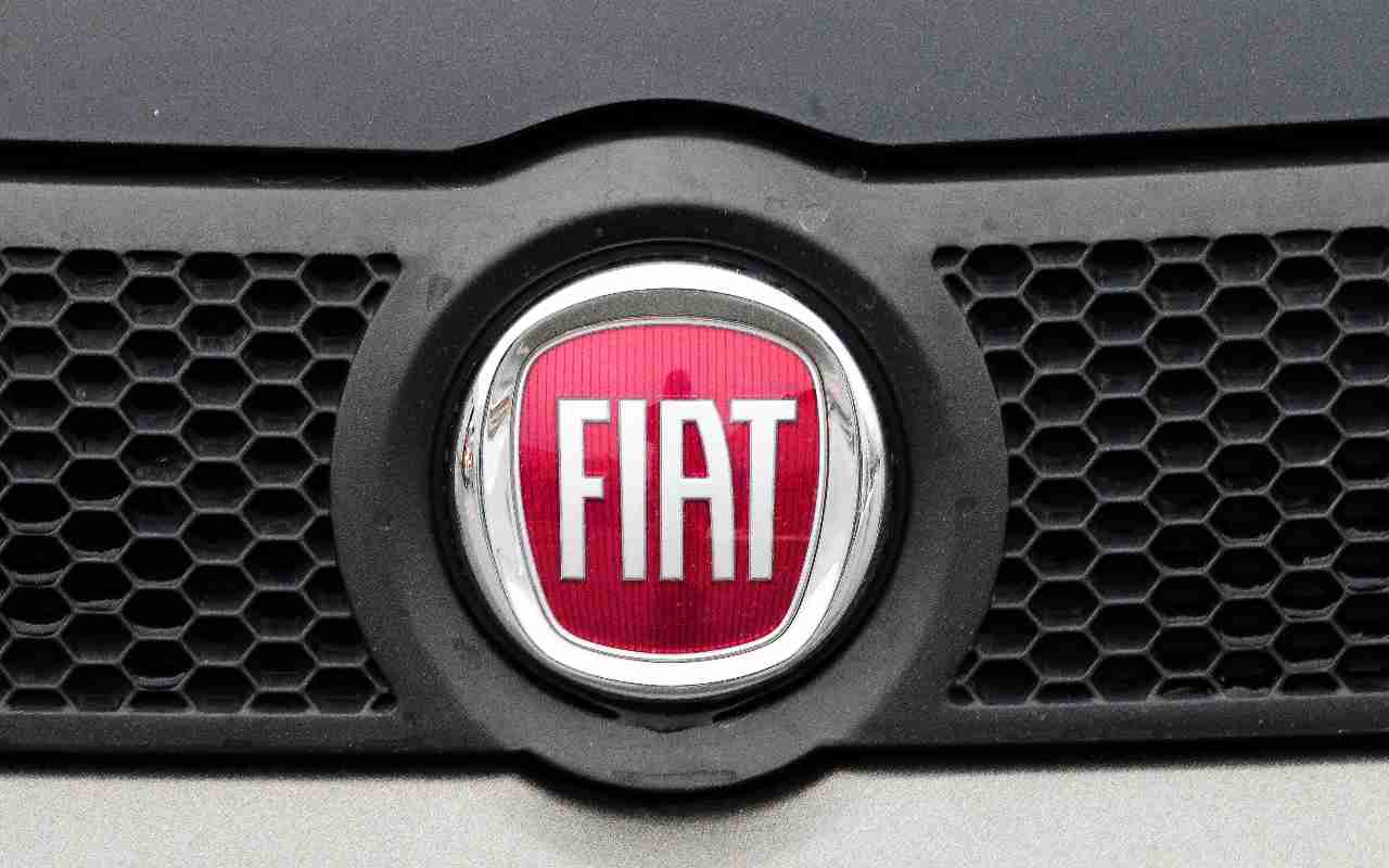 Fiat Logo (Adobe Stock)