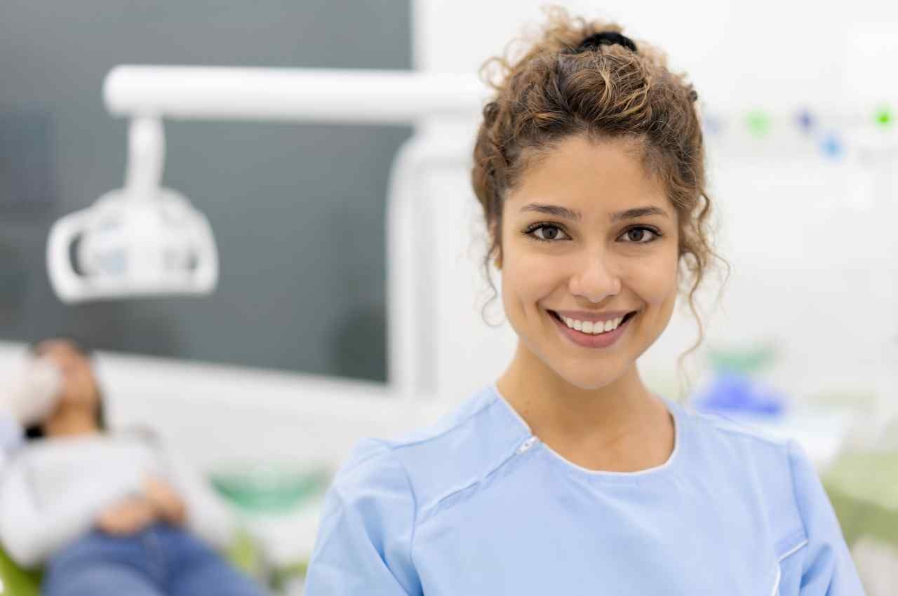 assistenti poltrona lavoro DentalPro