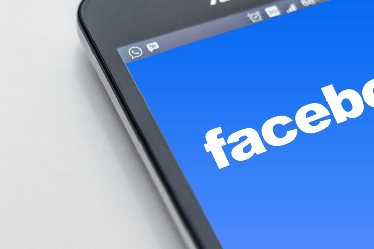 i passaggi per aumentare la sicurezza su Facebook, ecco come fare