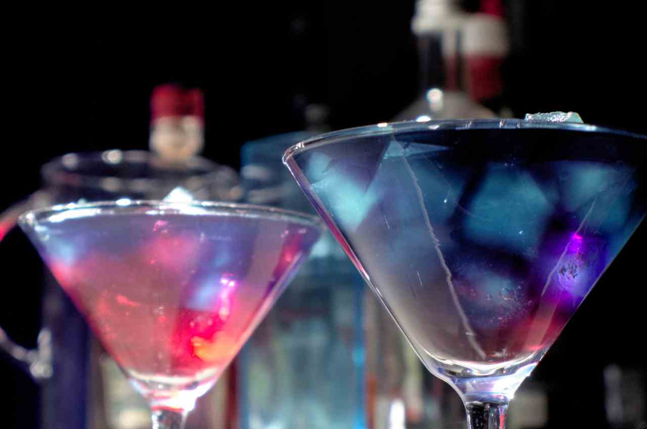cocktail di colore viola
