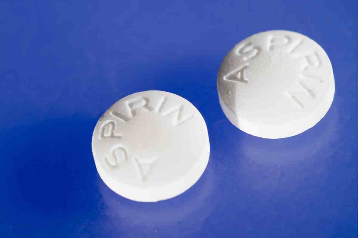 Aspirina, attenti ai possibili effetti collaterali: scenario inaspettato