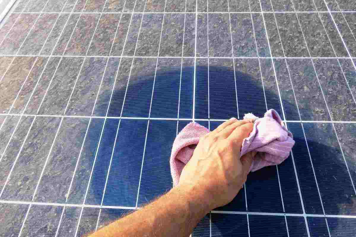 l’importanza della pulizia pannelli solari per l'efficienza 