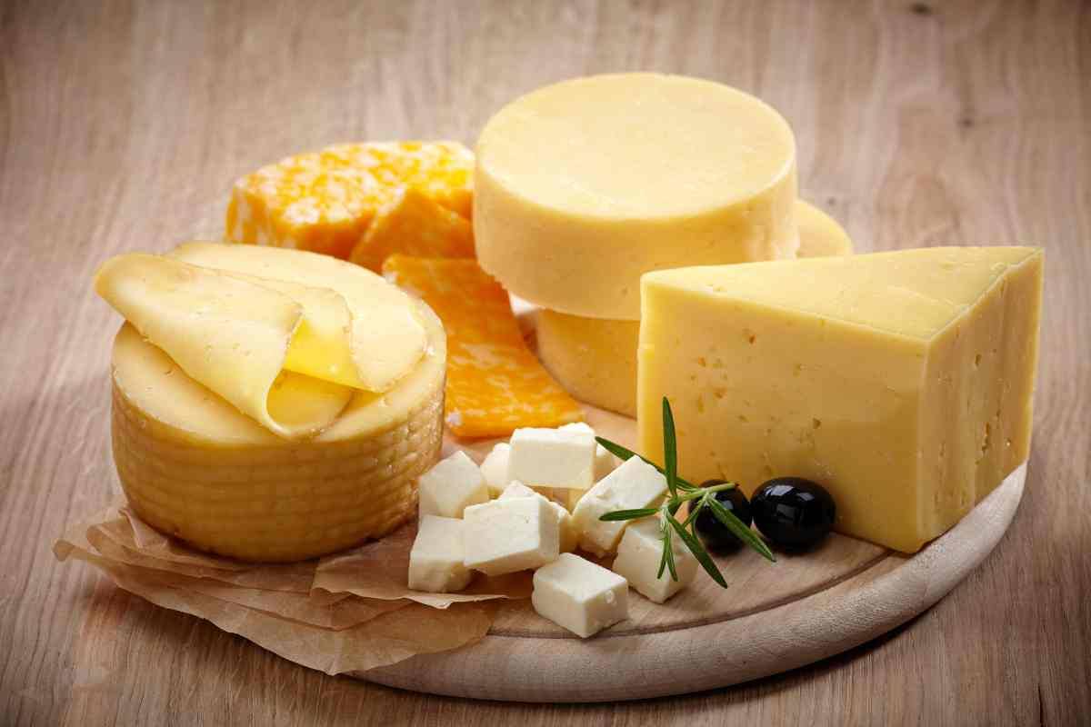 Richiamo alimentare, non mangiate questo formaggio