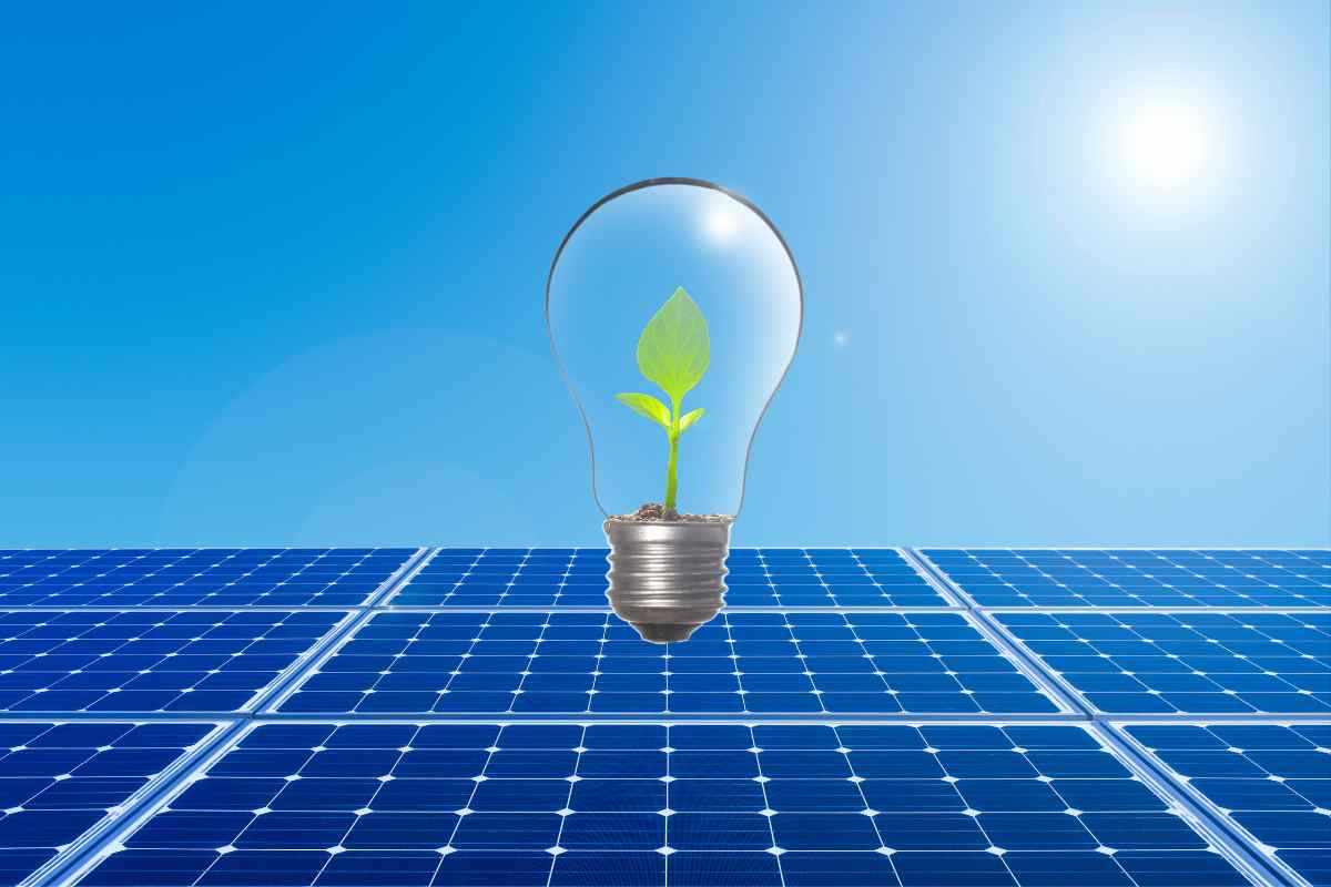 Bonus fotovoltaico per le famiglie: i requisiti per accedere al Reddito Energetico 