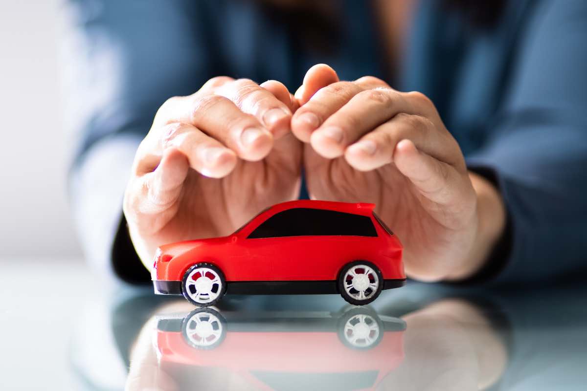 Assicurazione auto a rate: la soluzione da conoscere