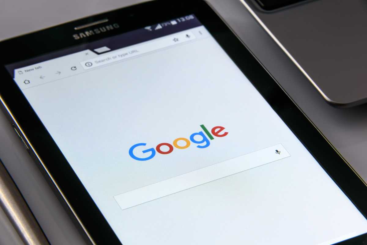 Tablet con Google aperto