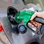 Pompa di benzina nell'auto