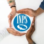 4 mani che formano un cerco e dentro il logo dell'INPS