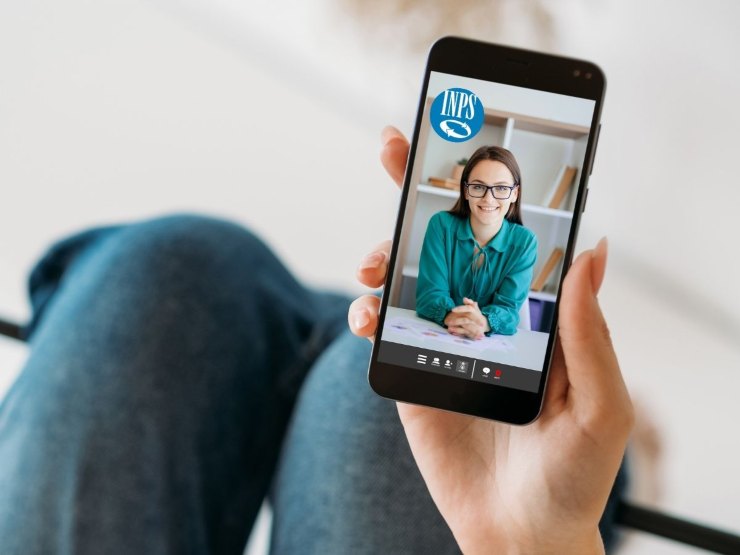 Videochiamata con INPS effettuata con lo smartphone 