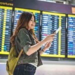Ragazza in aeroporto