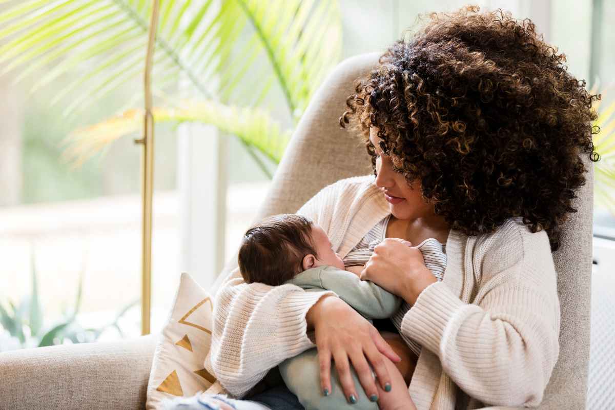 Donna con un bambino