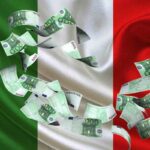 Soldi e bandiera dell'Italia