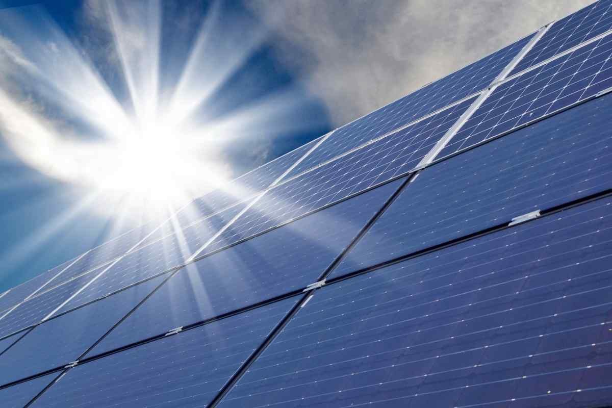Pannelli fotovoltaici e sole