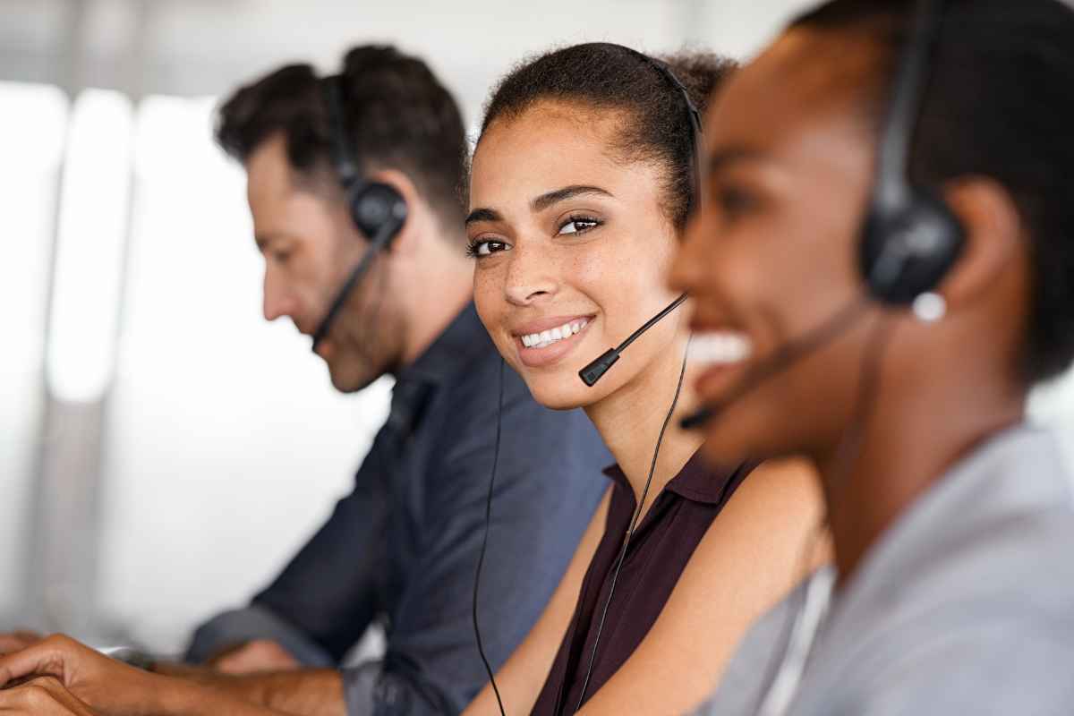 Donna call center