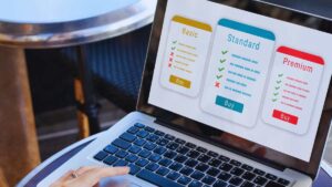 Abbonamenti e spese fisse: come tagliare le uscite inutili tra streaming, telefonia e palestre che pesano a fine mese